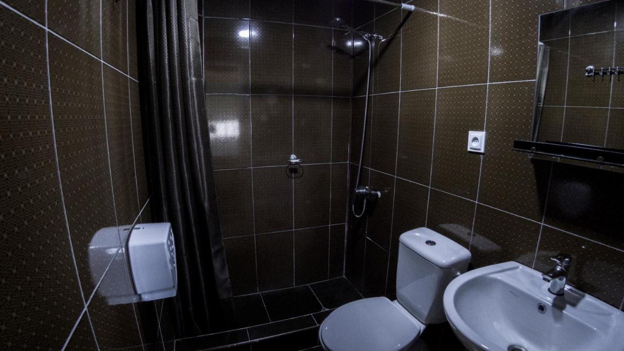 Hotel Eco House In Bakuriani Eksteriør bilde