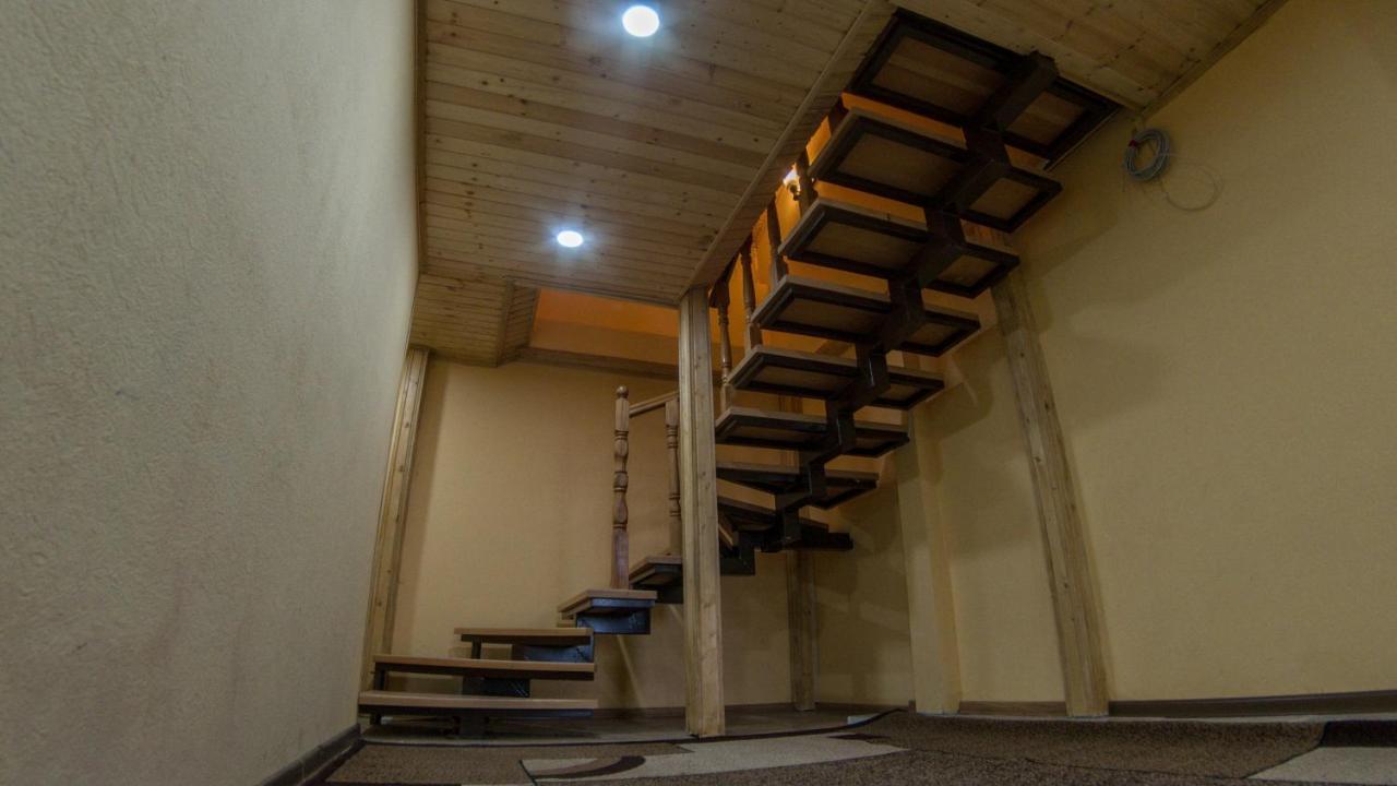 Hotel Eco House In Bakuriani Eksteriør bilde